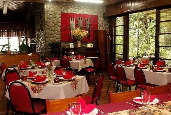 Mountain Lodge And Restaurant Baguio City Eksteriør billede